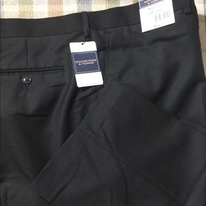 NWT Roundtree & yorke flat front 42/30